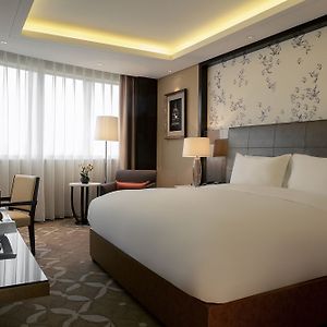 Superior Deluxe King Room